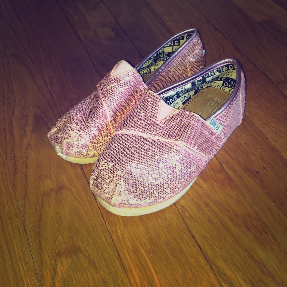Girls TOMS sparkle pink shoes, Toddler 9.5